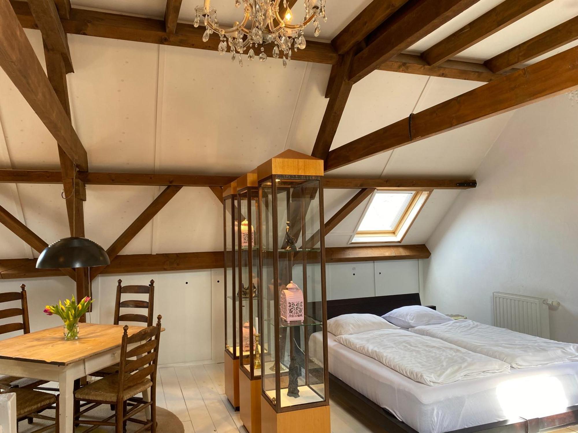 Vakantie Appartement Goedereede Let Op De Badkamer Moet Met Andere Gasten Gedeeld Worden Buitenkant foto